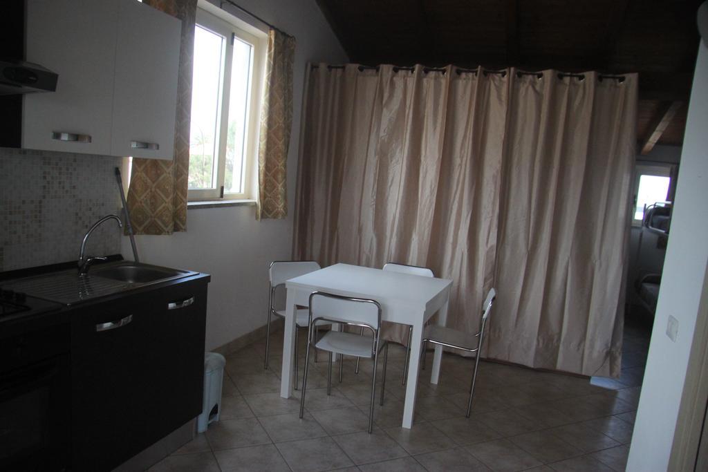 Panta House Apartment San Giovanni Suèrgiu Екстериор снимка